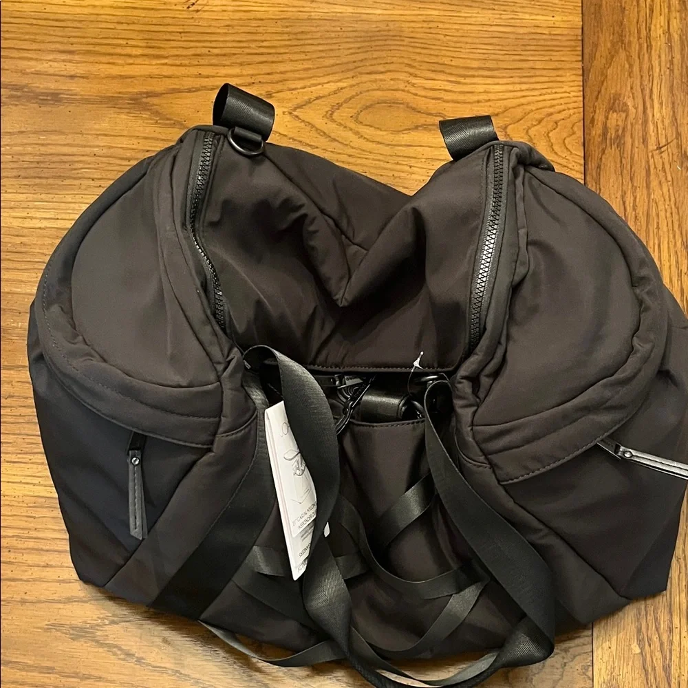 Joan & David 21”‎ weekender duffle, NWT